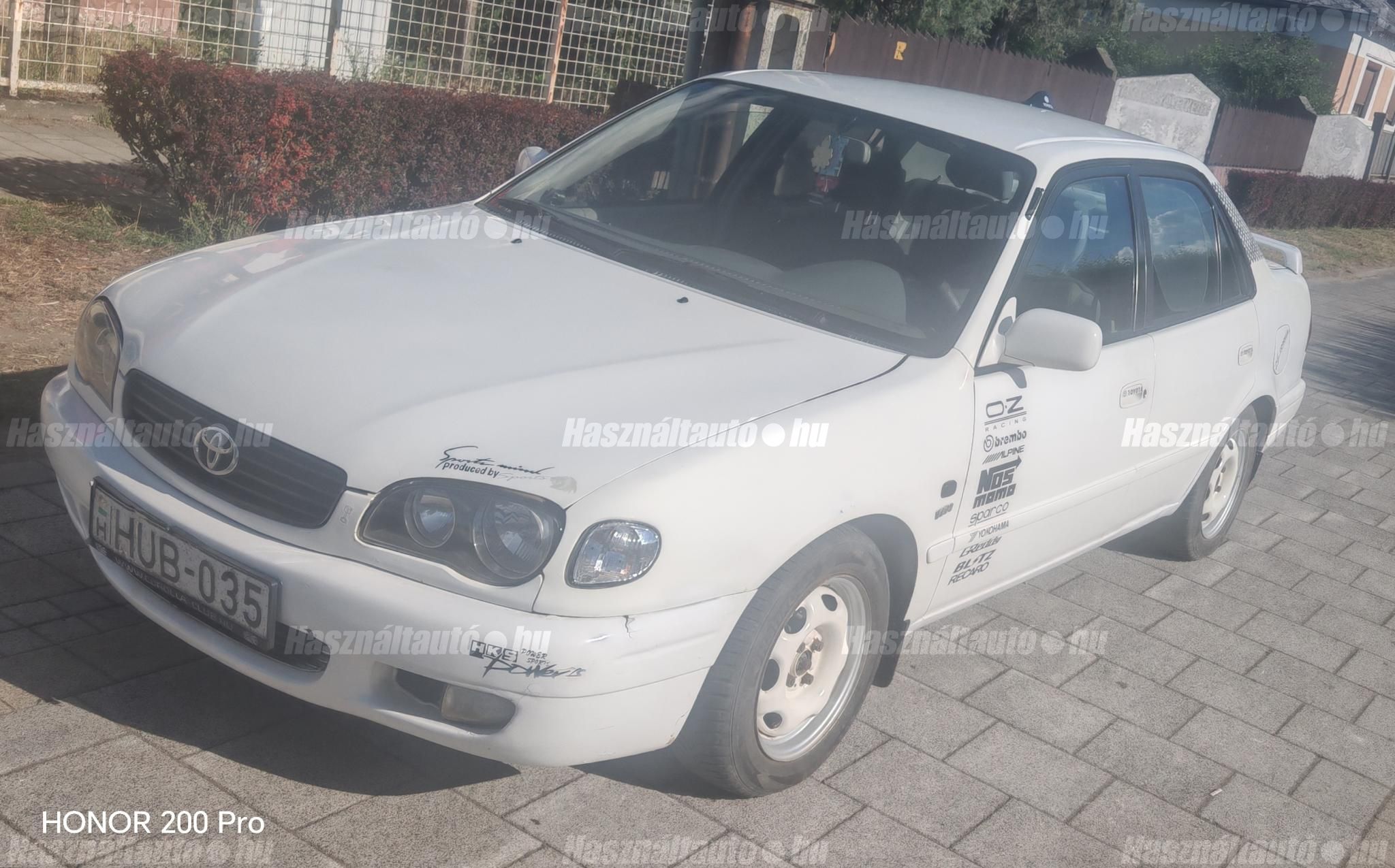 TOYOTA COROLLA 2001/8 - 1