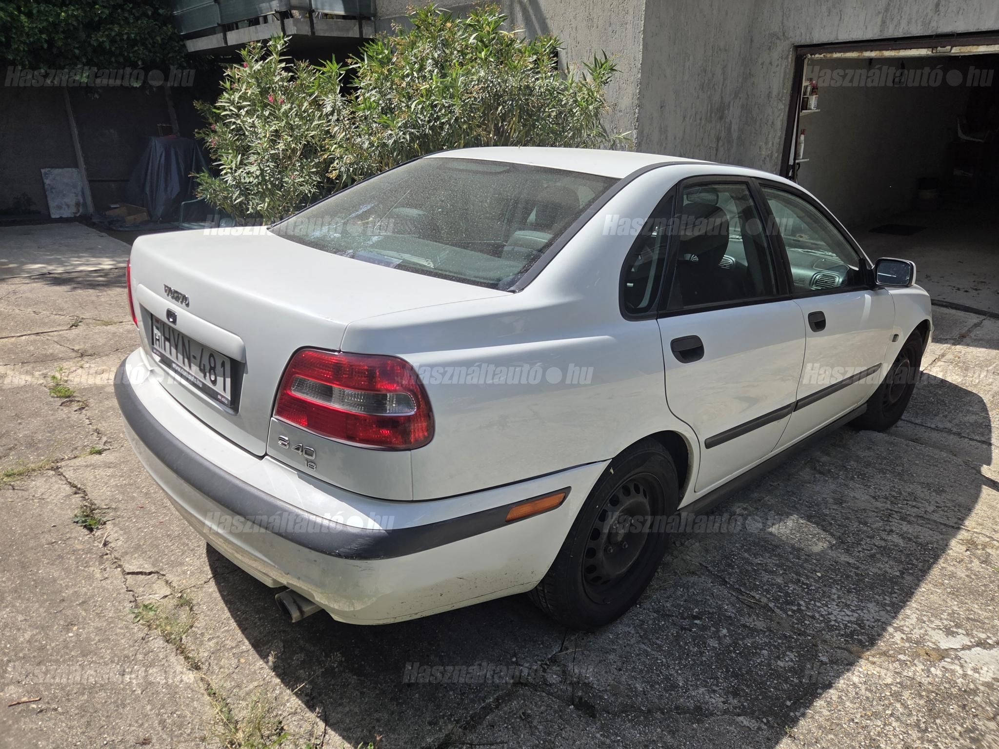 VOLVO S40 2002/9 - 1