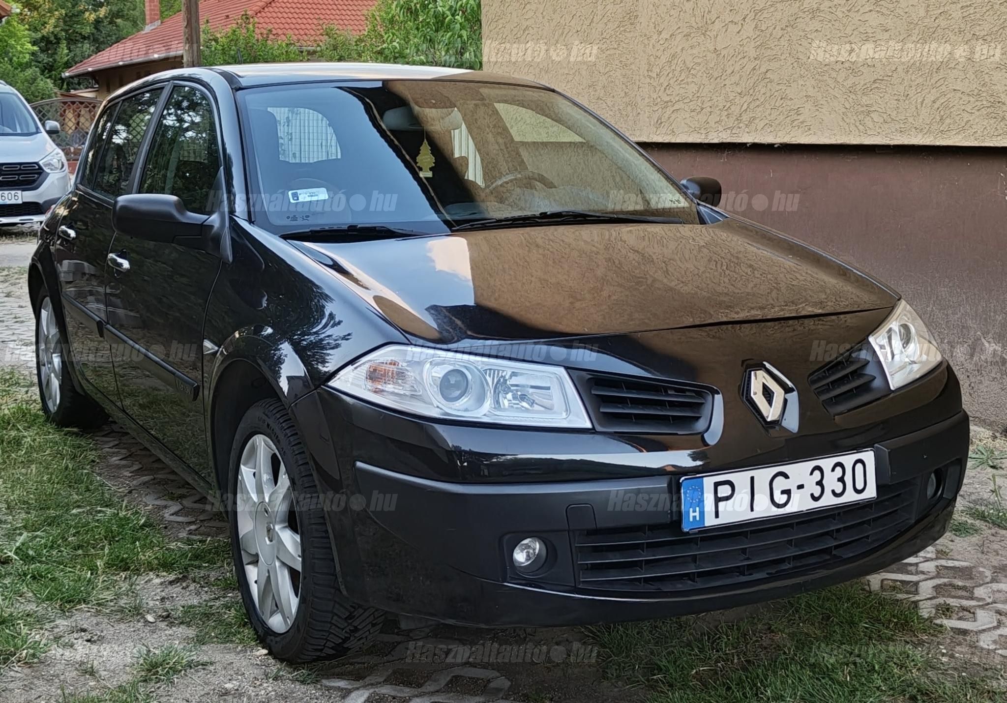RENAULT MEGANE 2004/5 - 1
