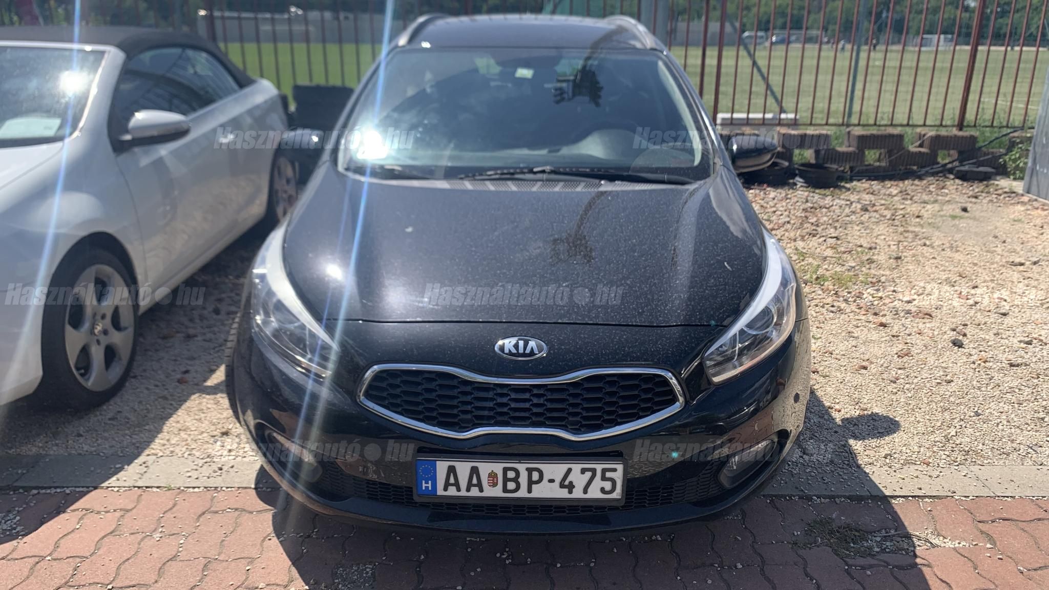 KIA CEE'D 2012/10 - 1