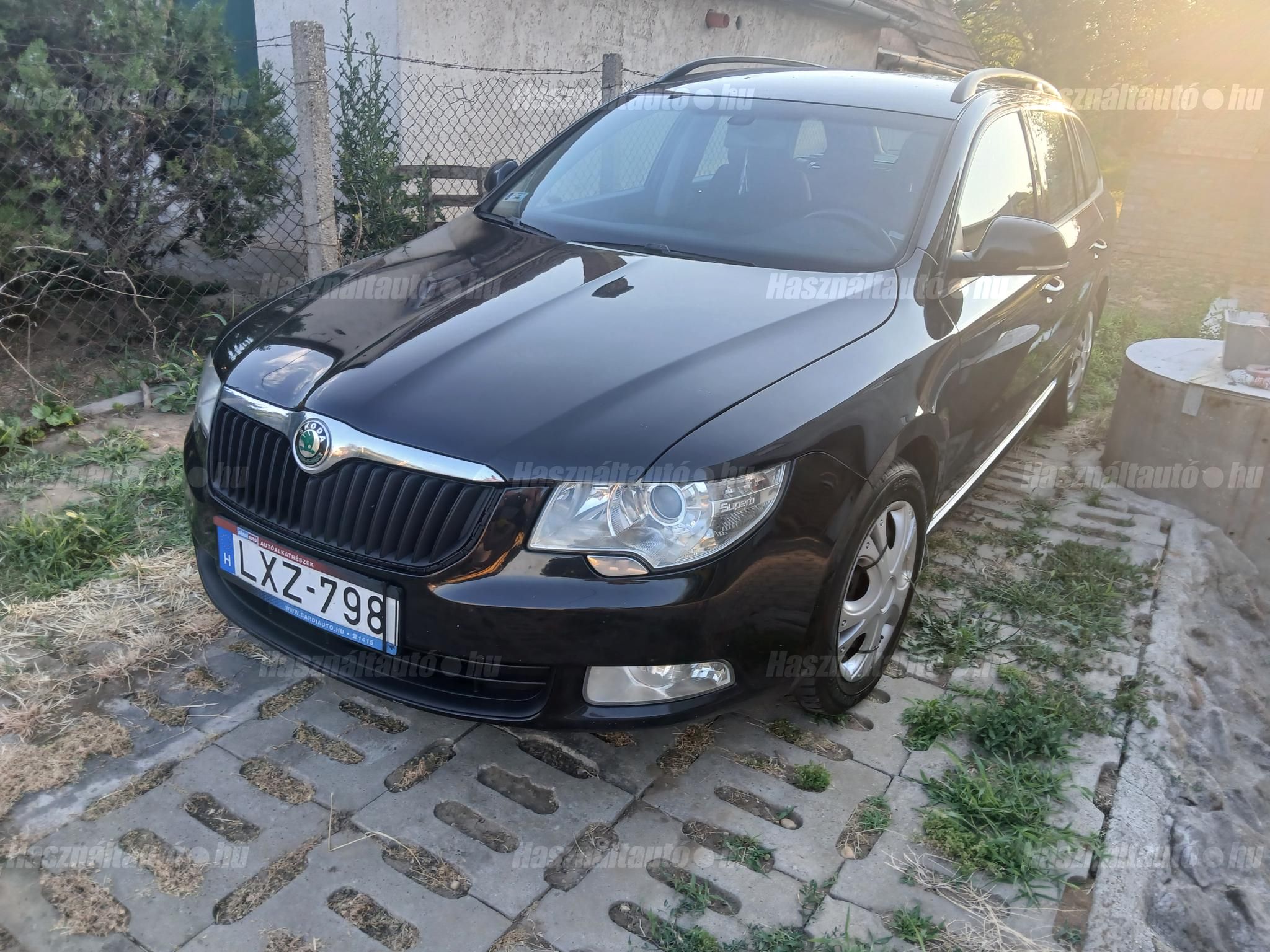 SKODA SUPERB 2011 - 1