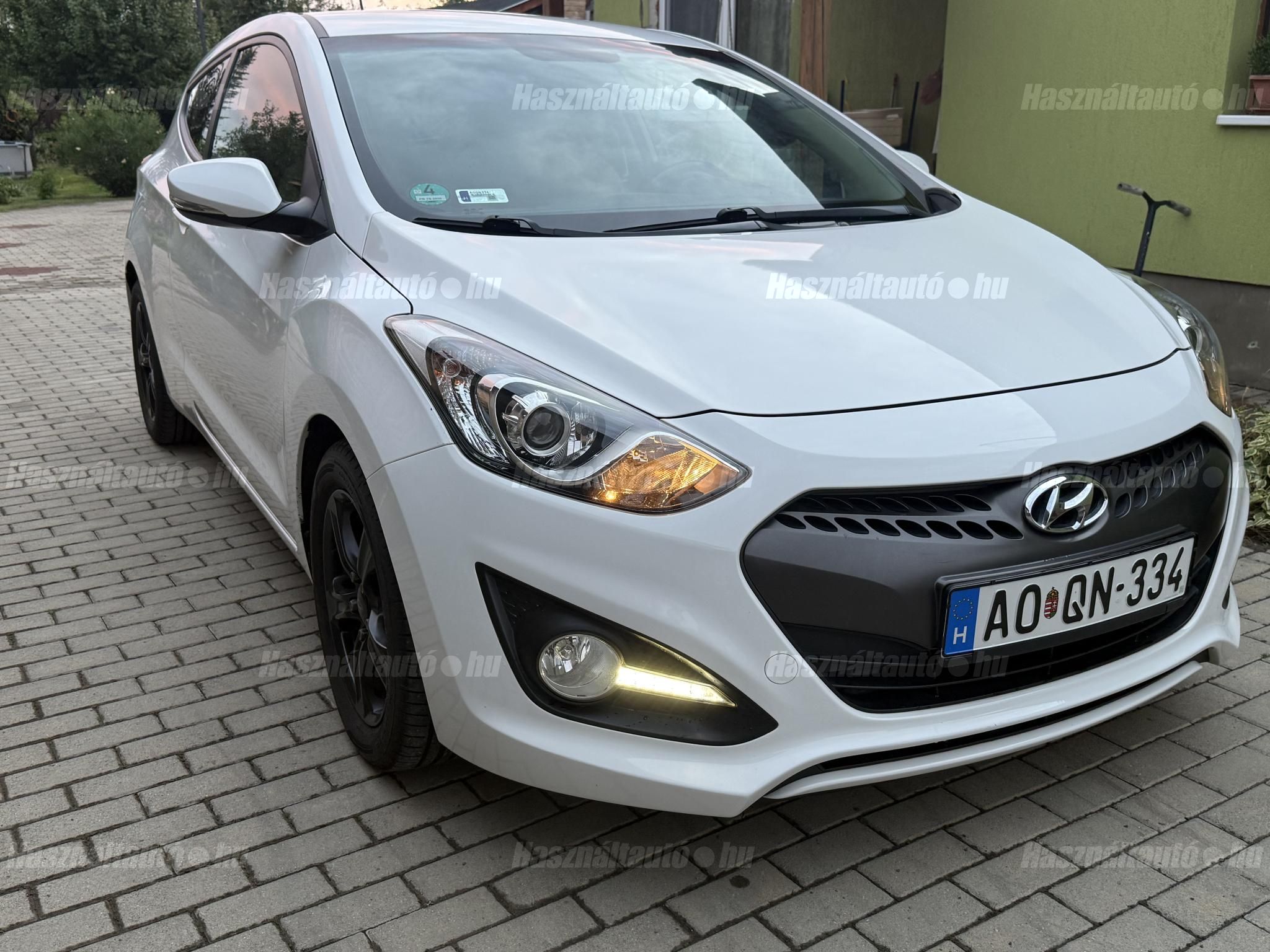 HYUNDAI I30 2014/2 - 1