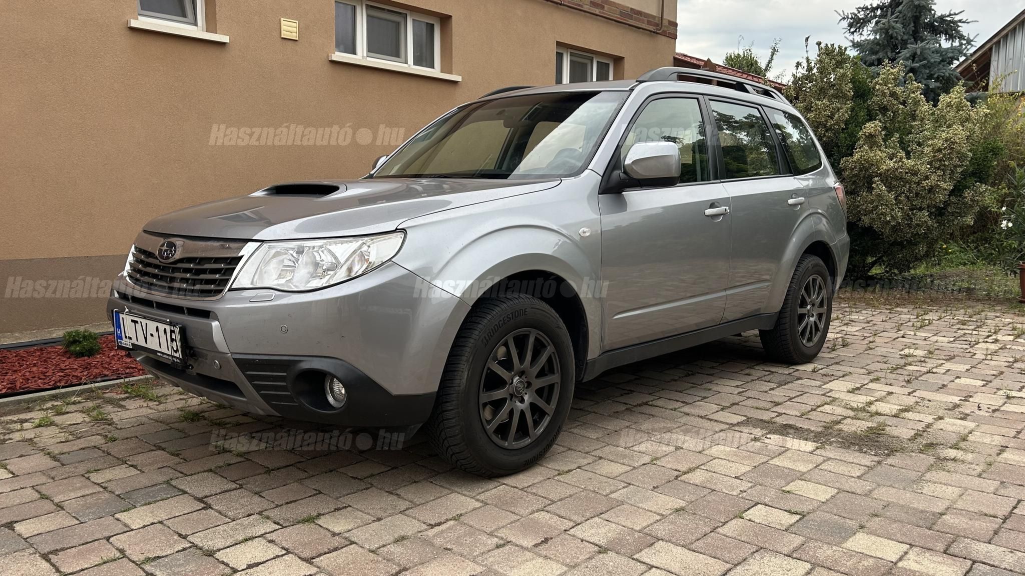 SUBARU FORESTER 2010/11 - 1