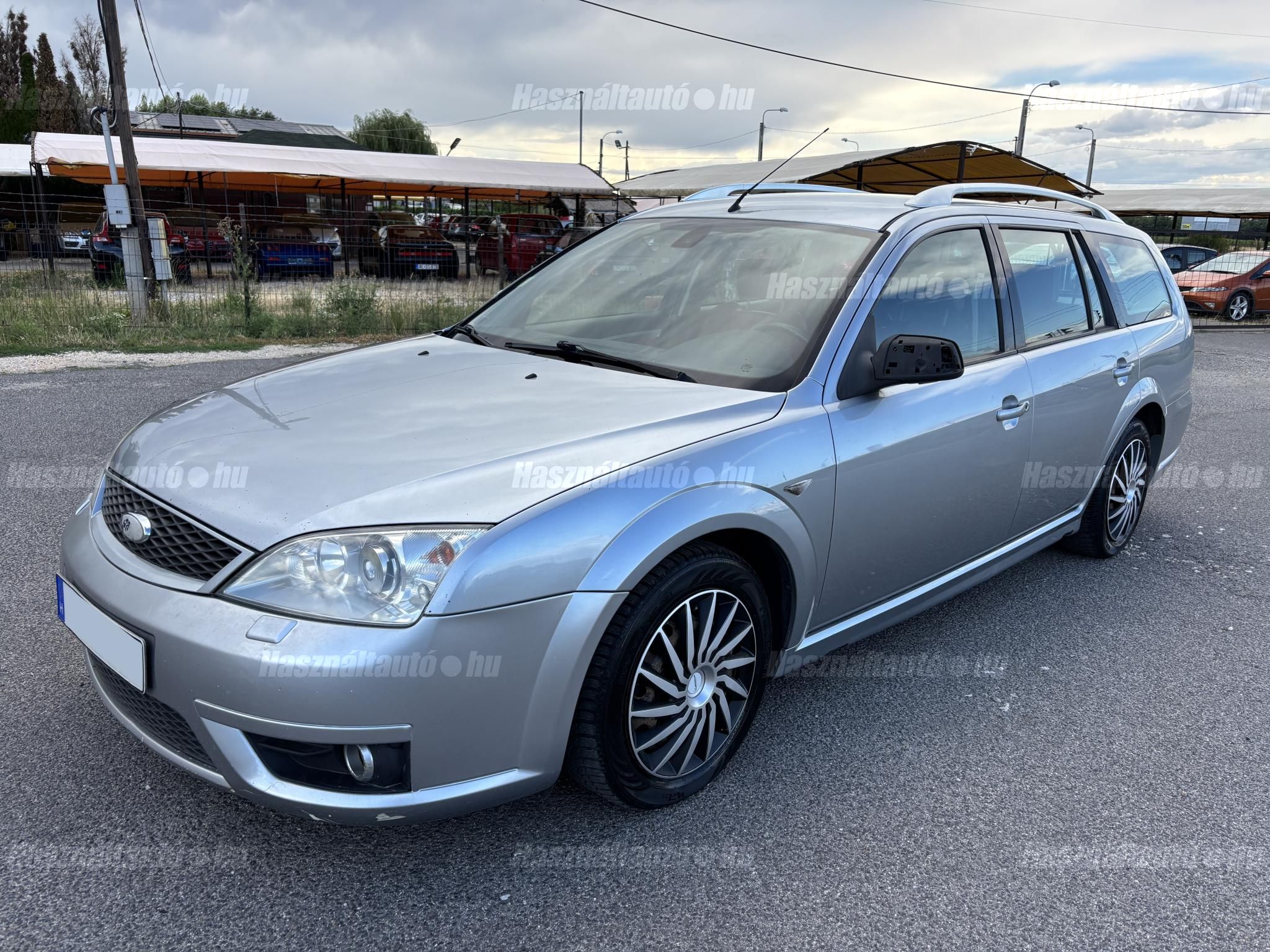 FORD MONDEO 2004/9 - 1