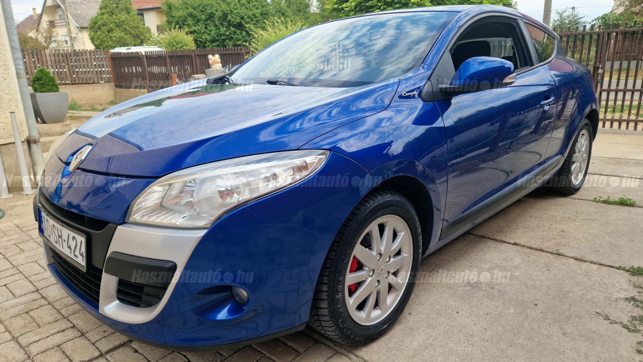 RENAULT MEGANE 2010/6 - 1