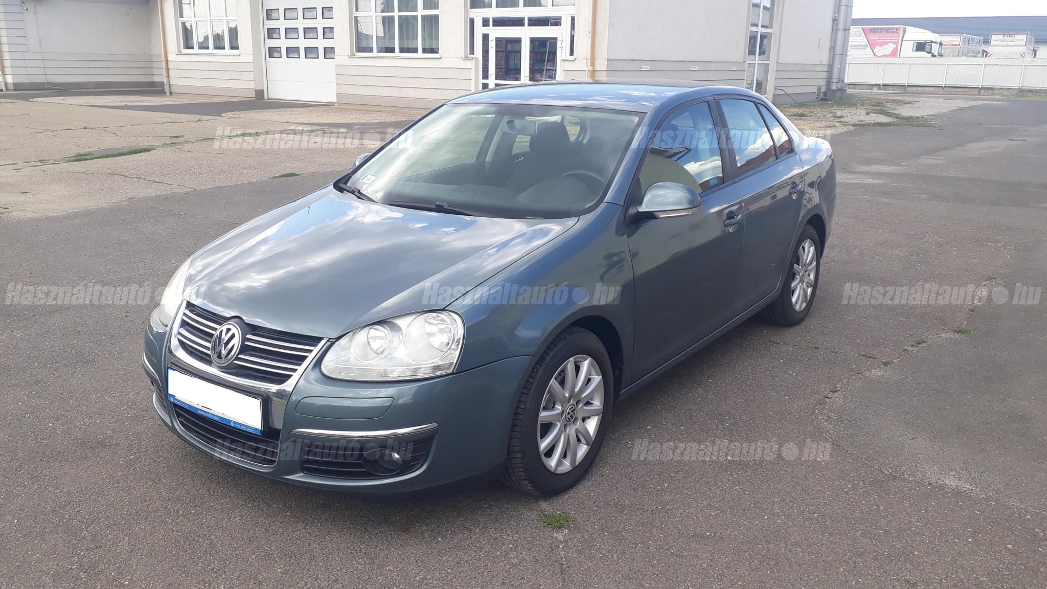 VOLKSWAGEN JETTA 2008/4 - 1