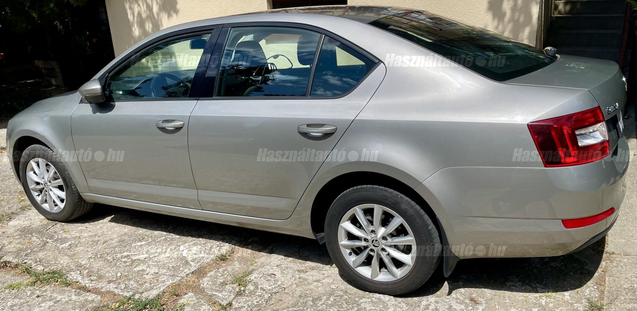 SKODA OCTAVIA 2017/6 - 1