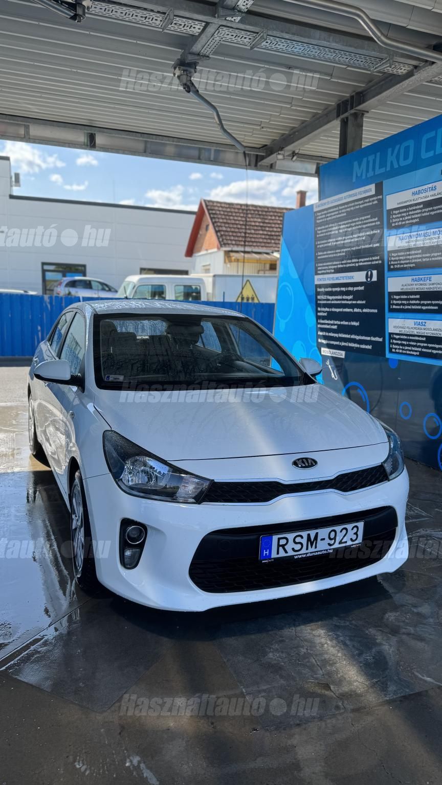 KIA RIO 2019 - 1