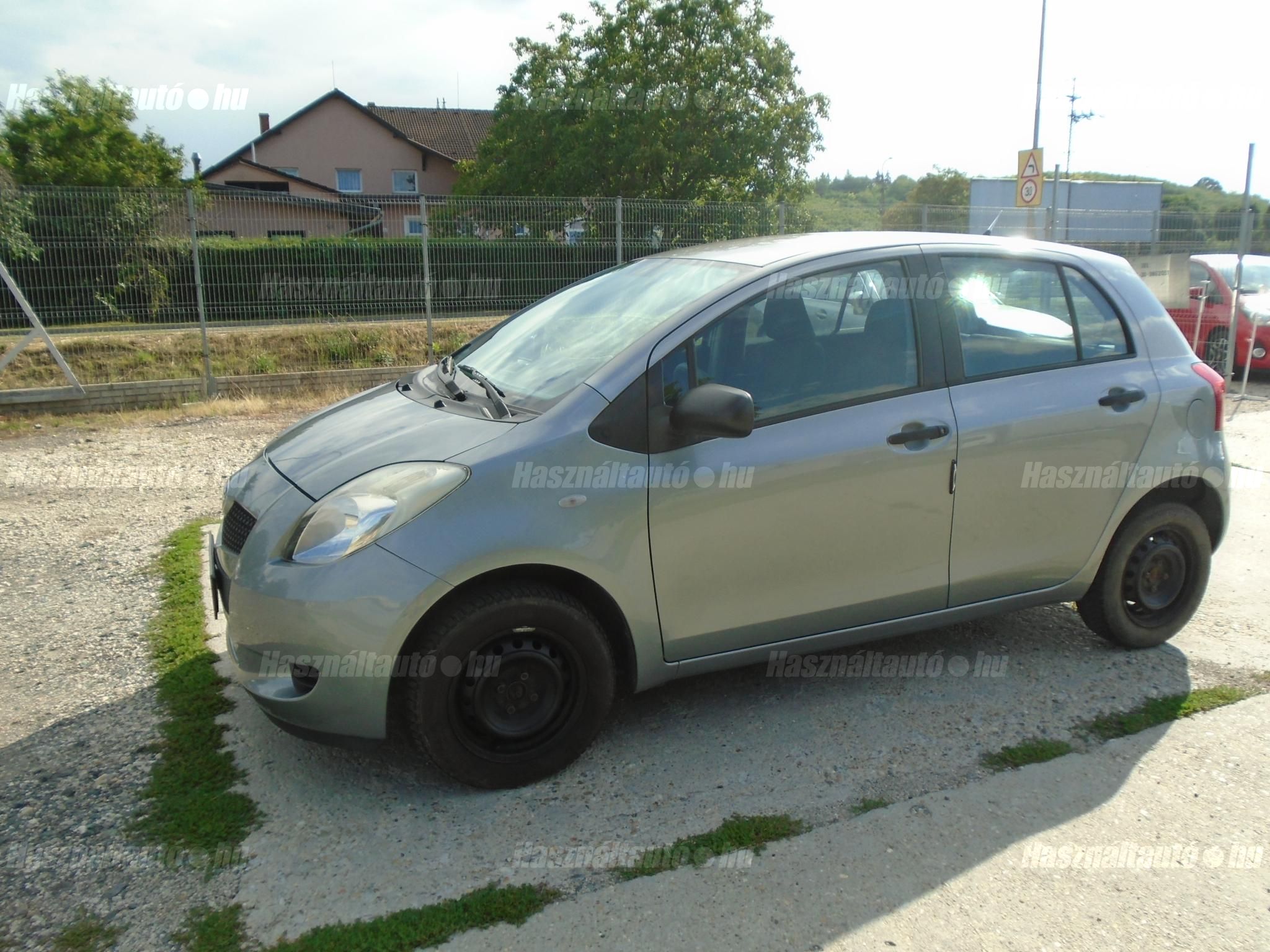 TOYOTA YARIS 2007/12 - 1
