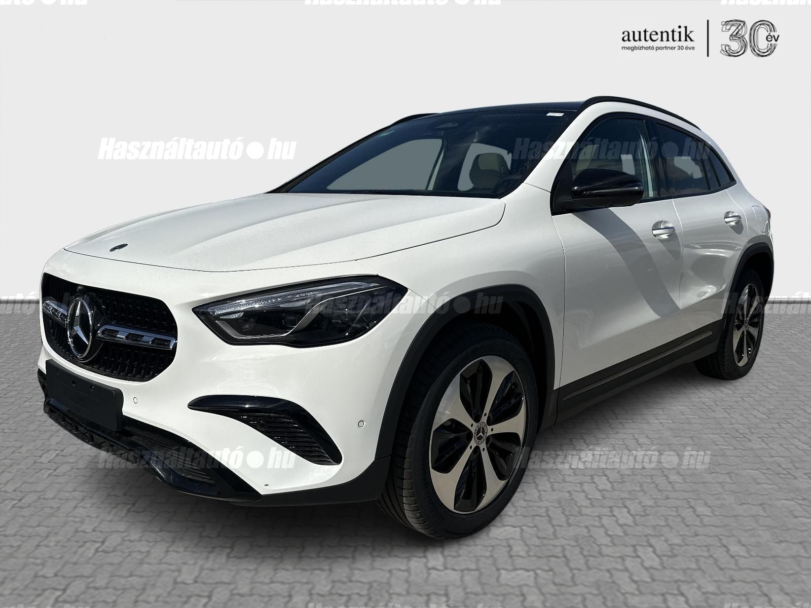 MERCEDES-BENZ GLA 250 2026 - 1