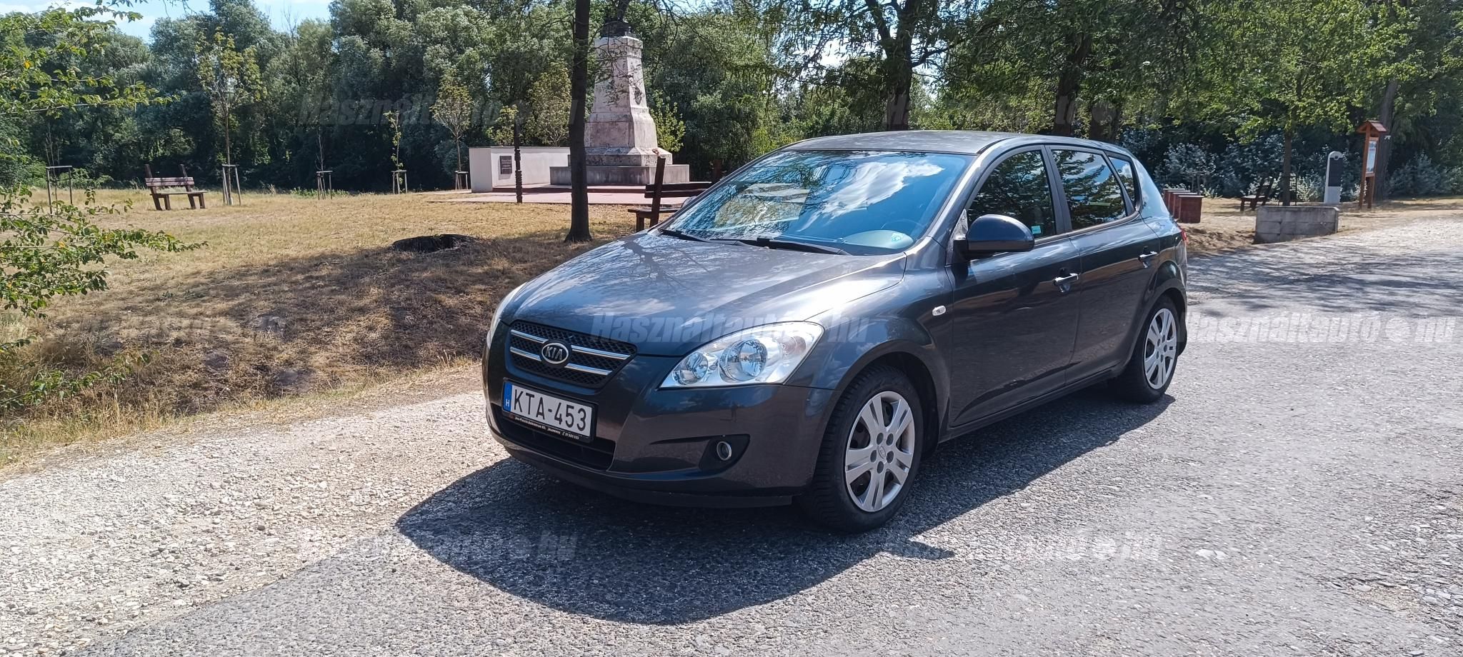 KIA CEE'D 2007/6 - 1