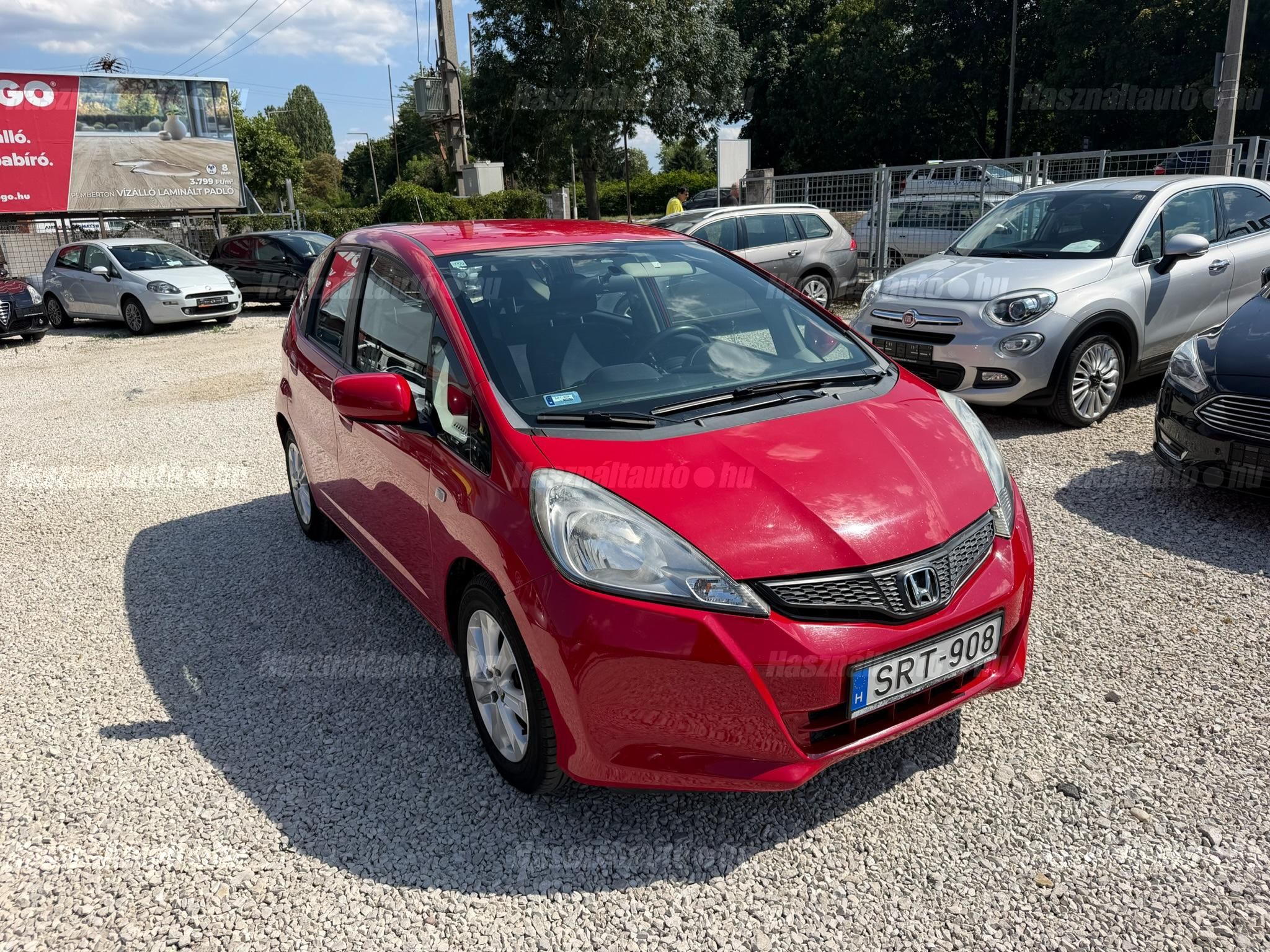 HONDA JAZZ 2013/4 - 1