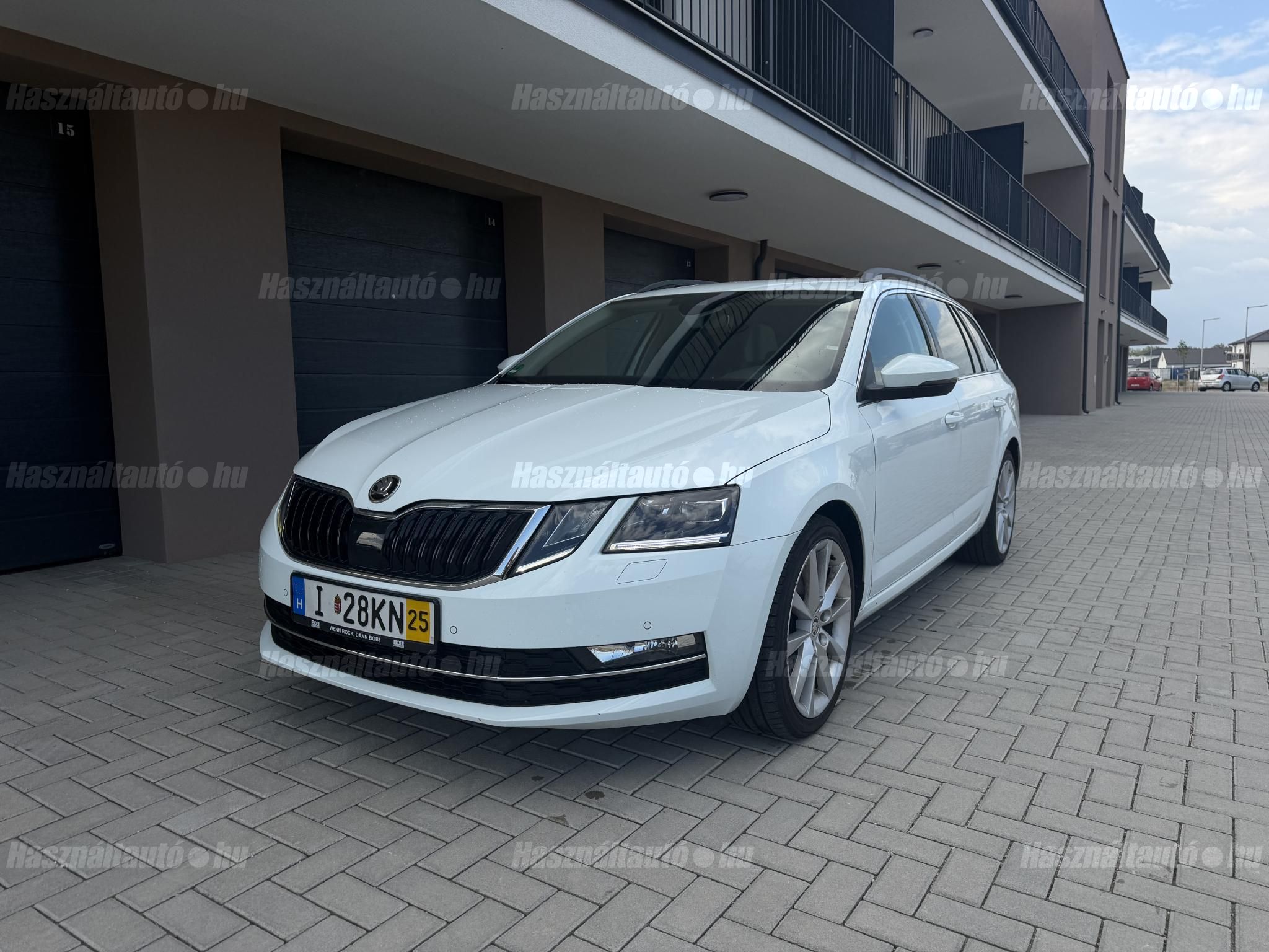 SKODA OCTAVIA 2017/12 - 1