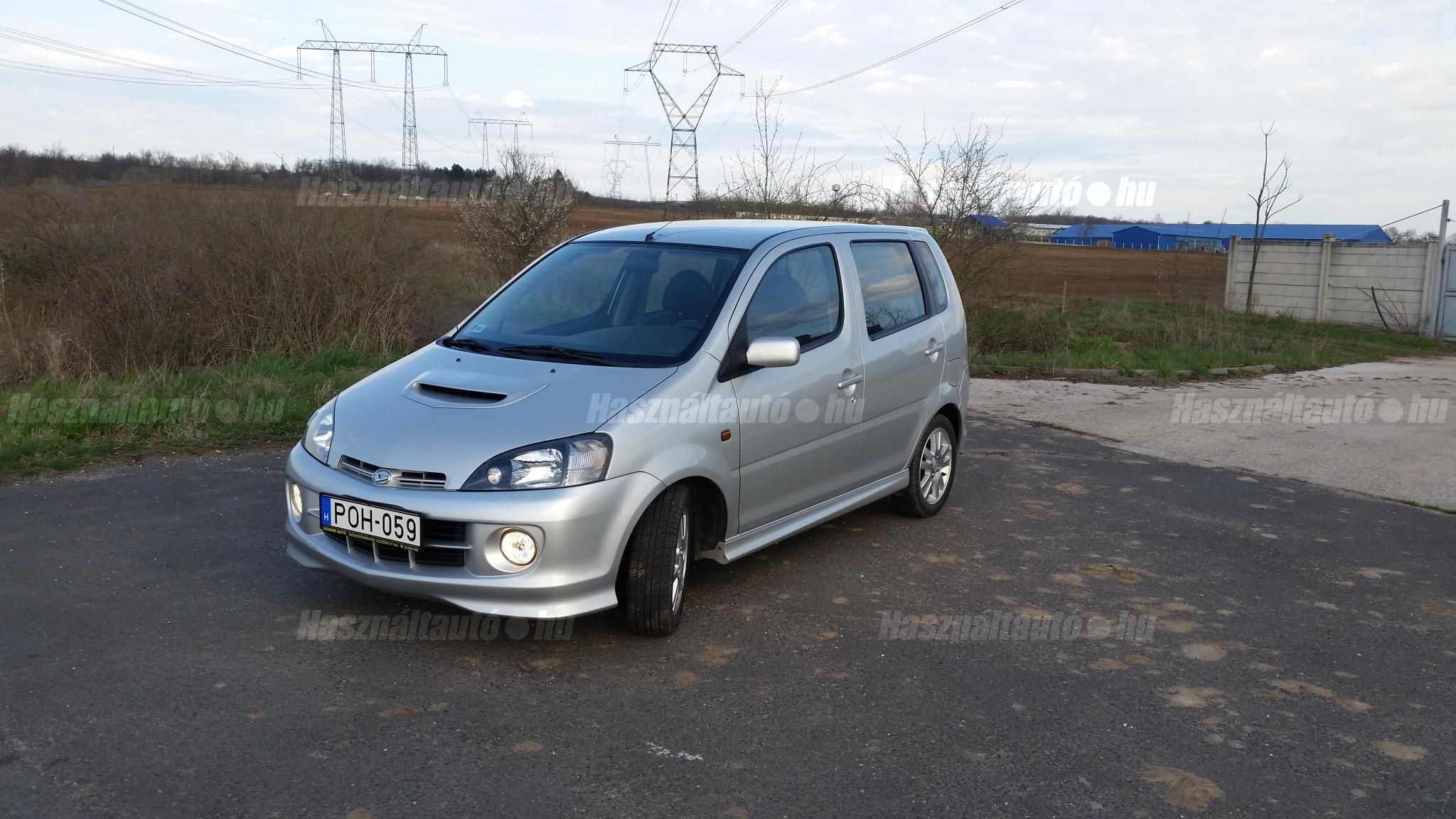DAIHATSU YRV 2002/10 - 1