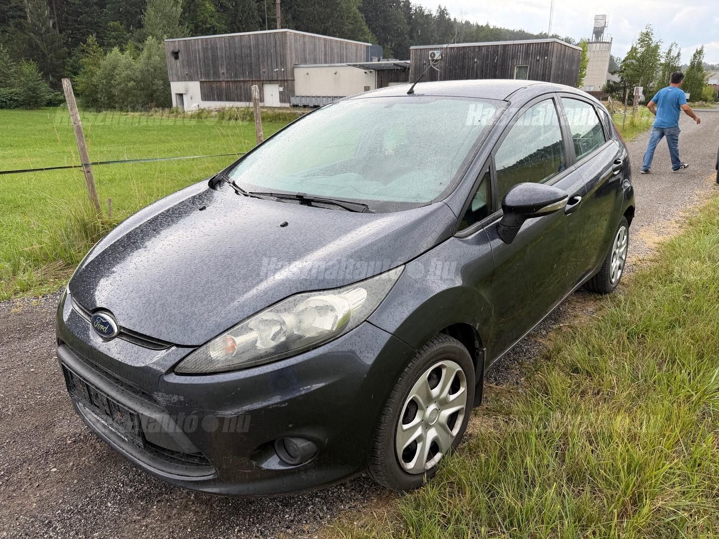 FORD FIESTA 2008/10 - 1