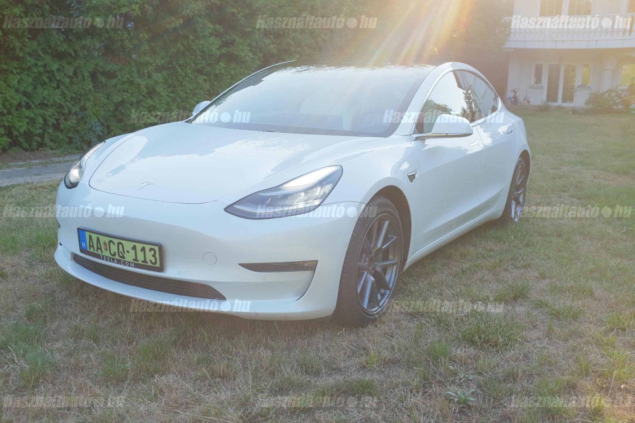 TESLA MODEL 3 2019/4 - 1