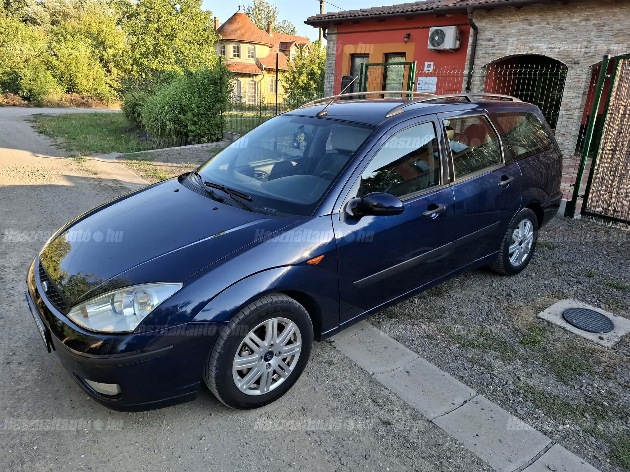 FORD FOCUS 2004/5 - 1