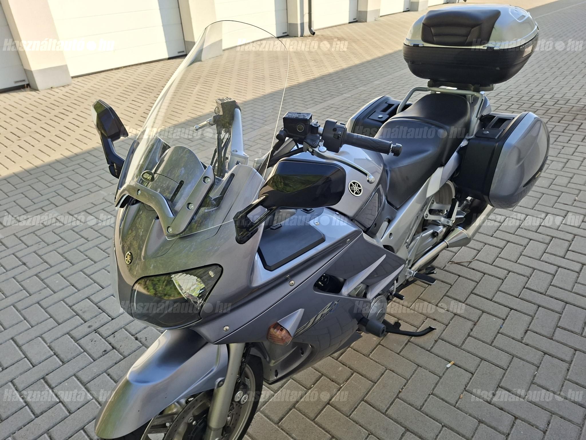 YAMAHA FJR 1300 A 2004/12 - 1