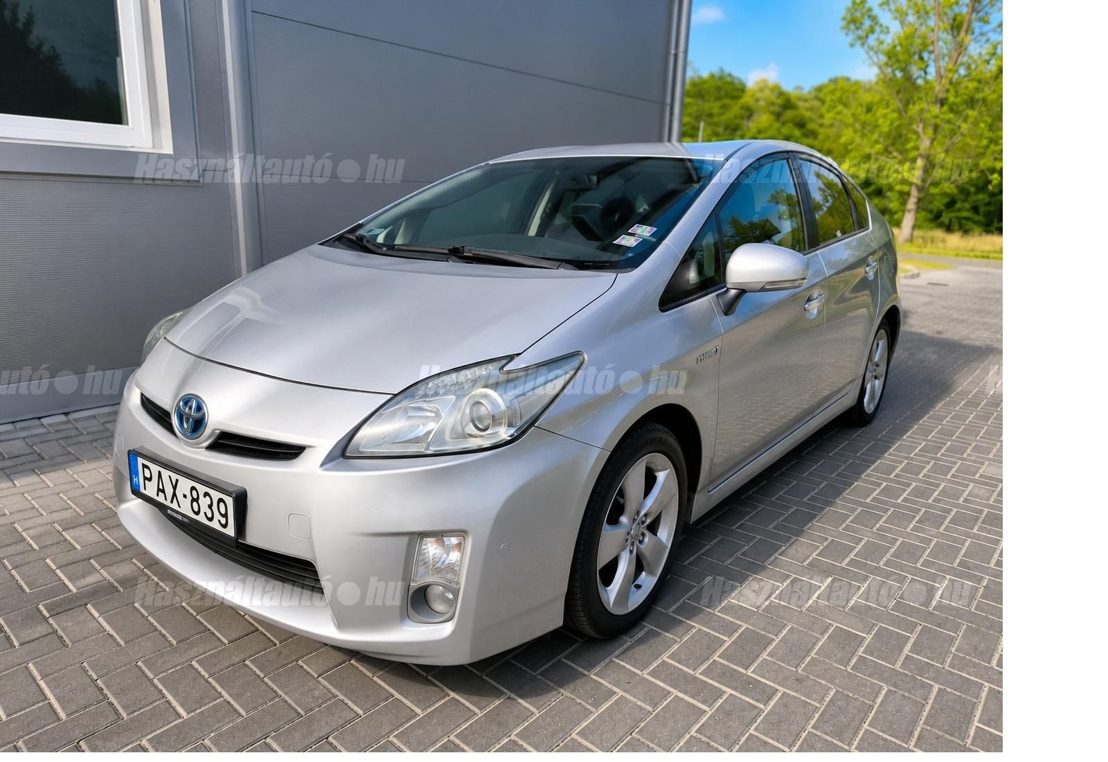 TOYOTA PRIUS 2011/3 - 1