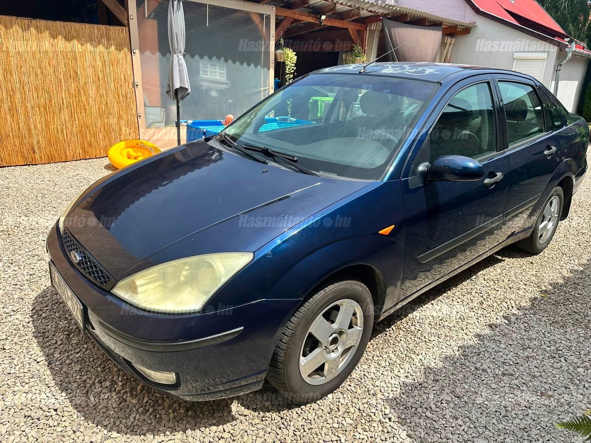 FORD FOCUS 2004 - 1