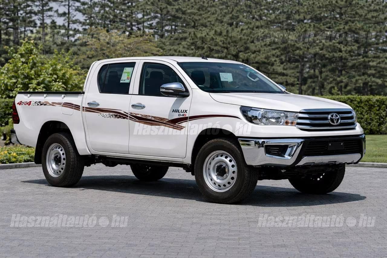 TOYOTA HILUX 2026/3 - 1