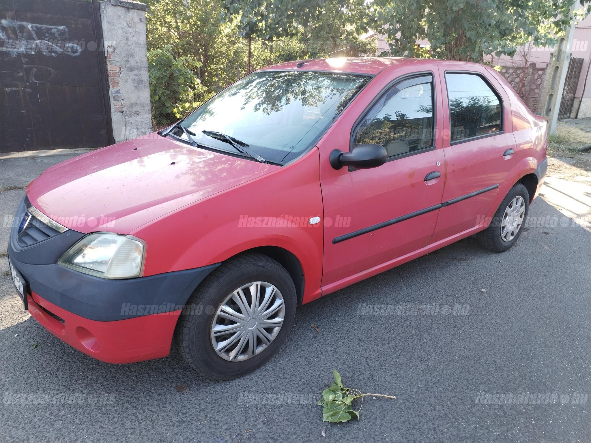 DACIA LOGAN 2004 - 1