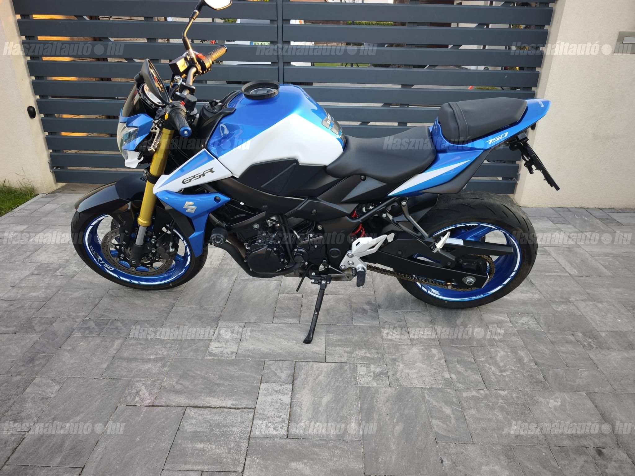 SUZUKI GSR 750 2016/5 - 1