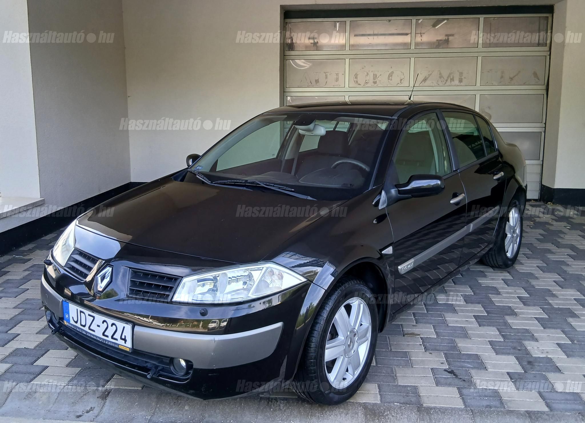 RENAULT MEGANE 2005 - 1