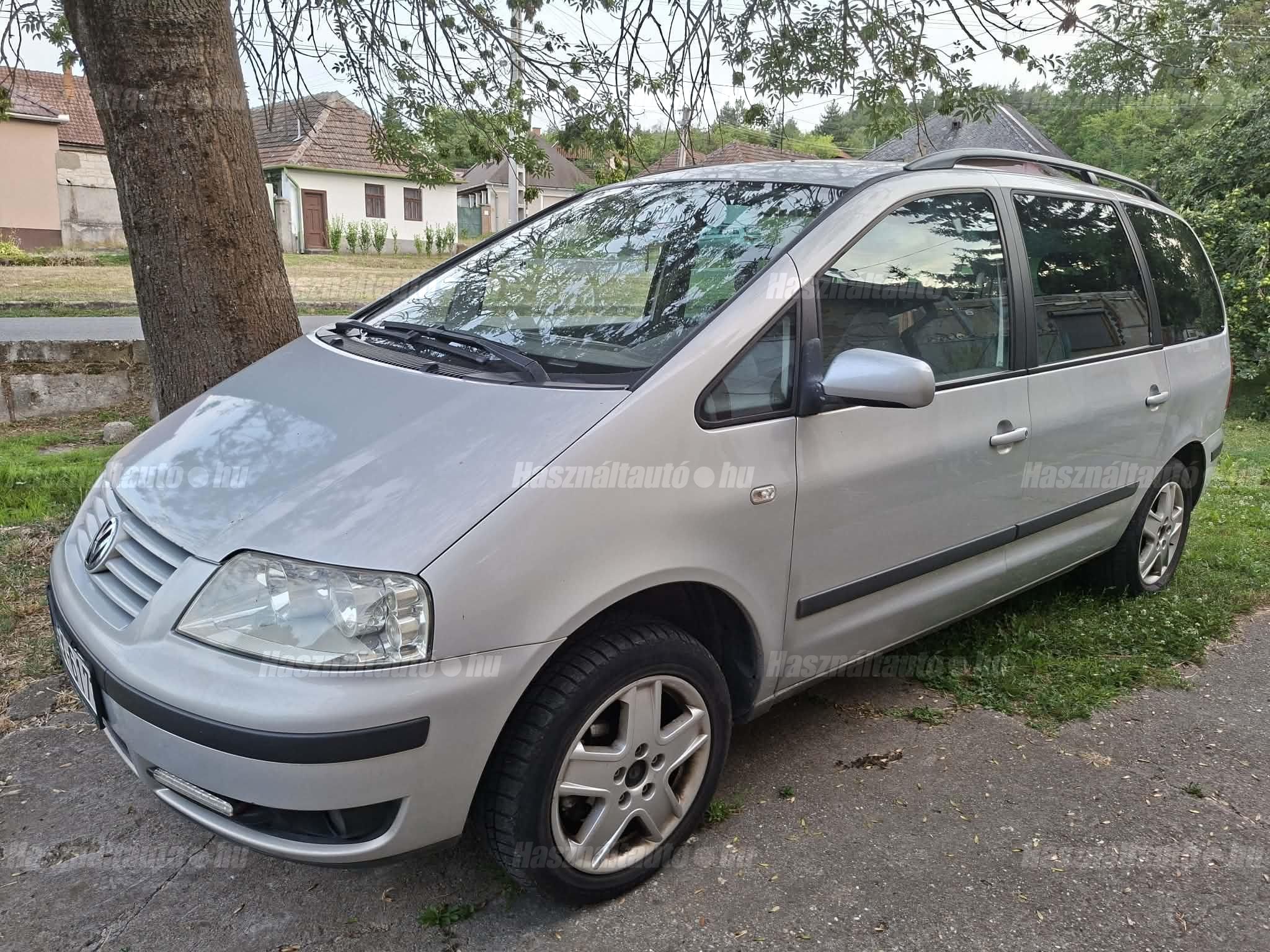 VOLKSWAGEN SHARAN 2002/6 - 1