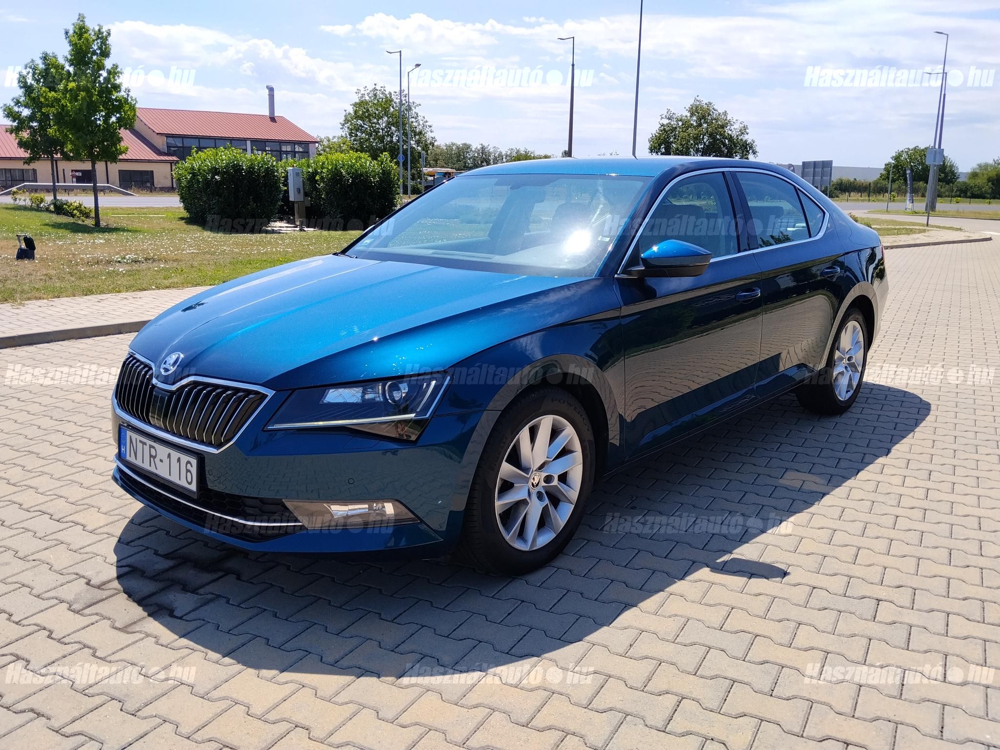 SKODA SUPERB 2016/7 - 1