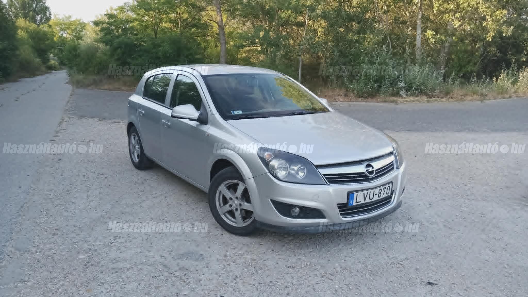 OPEL ASTRA H 2011/3 - 1