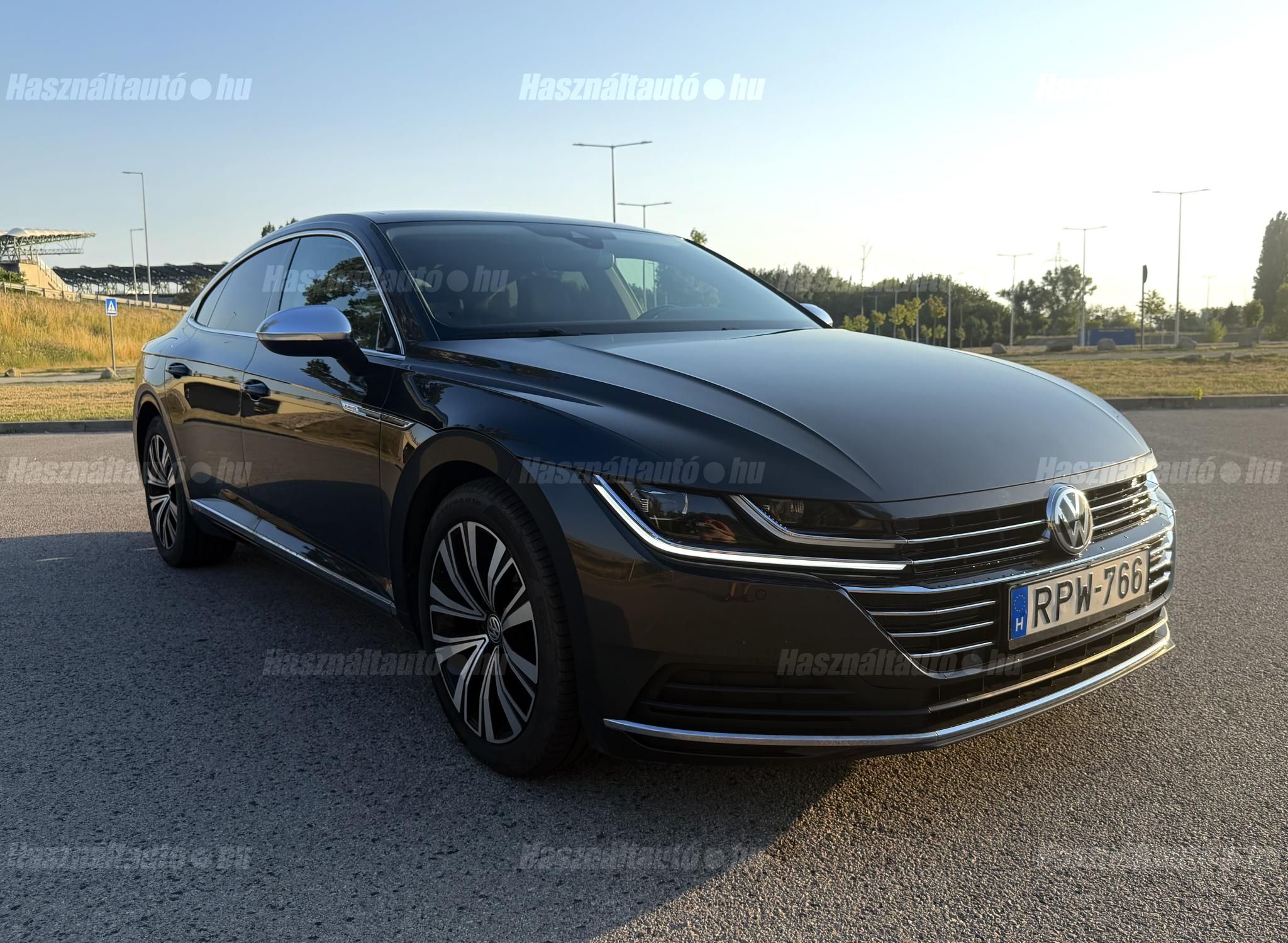 VOLKSWAGEN ARTEON 2018/9 - 1