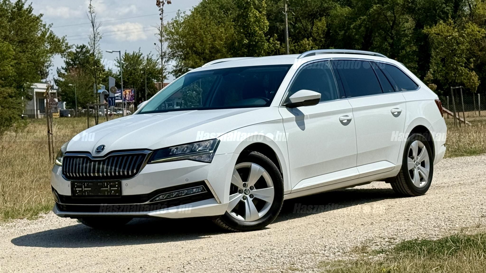 SKODA SUPERB 2022/4 - 1