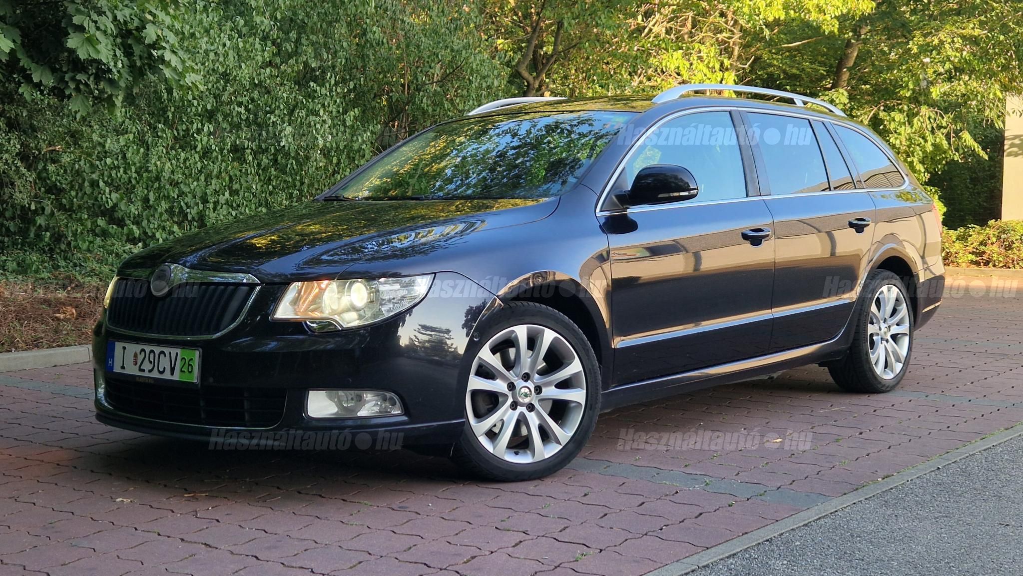 SKODA SUPERB 2013/4 - 1