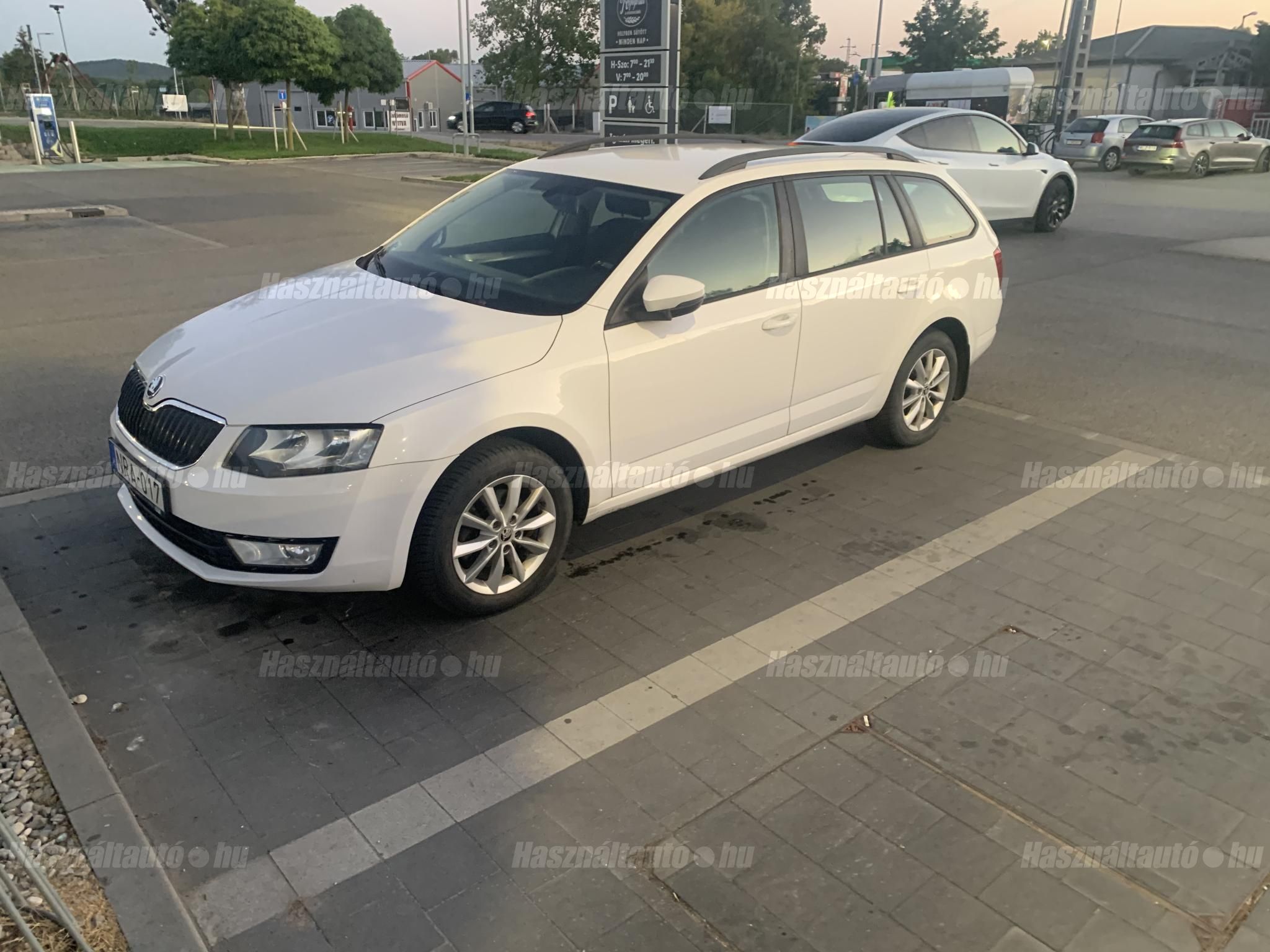 SKODA OCTAVIA 2016/5 - 1