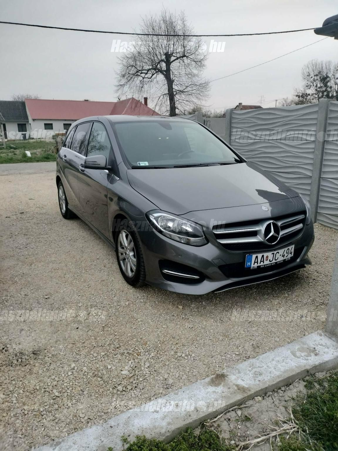 MERCEDES-BENZ B 180 2016/5 - 1