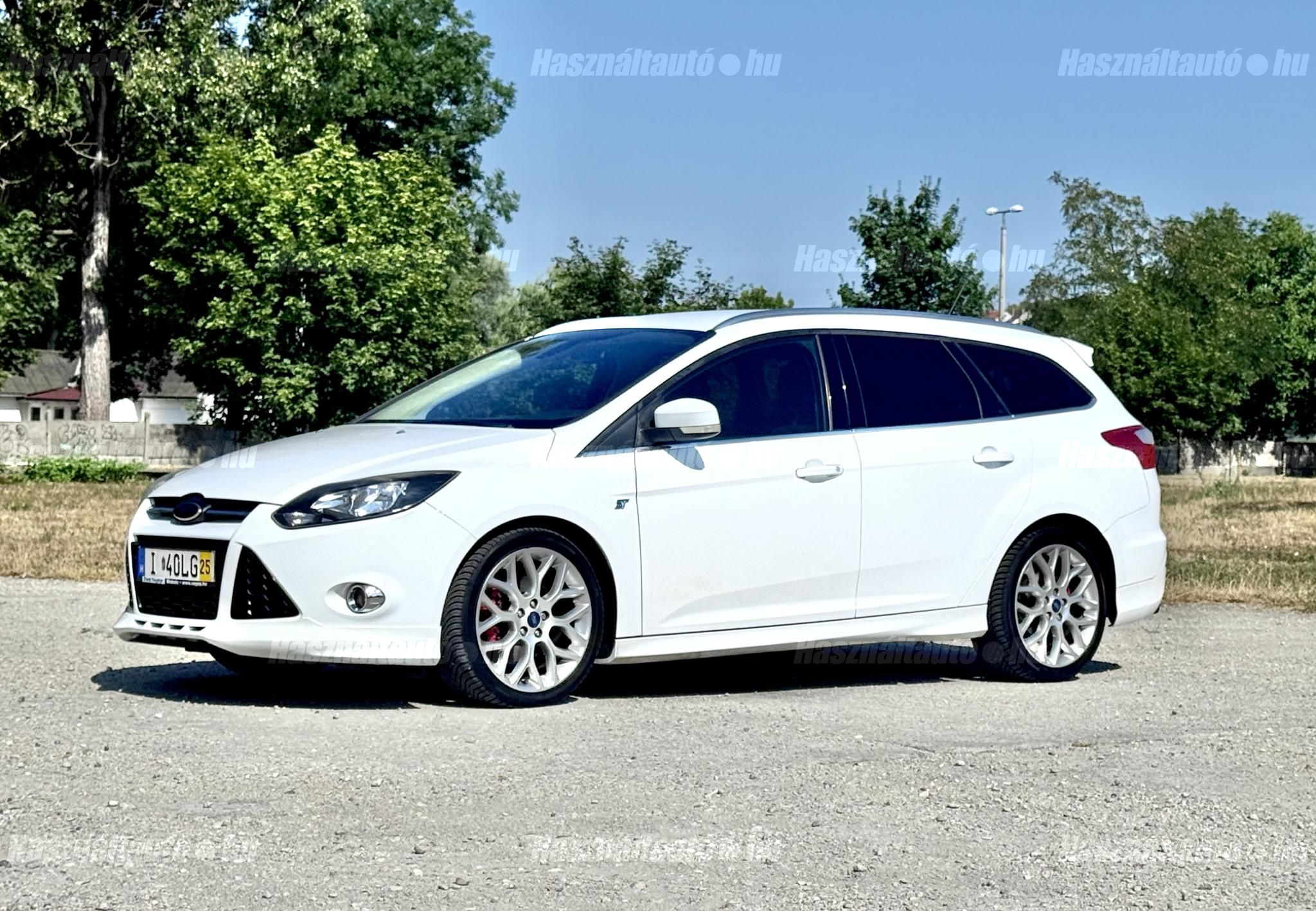 FORD FOCUS 2013/10 - 1