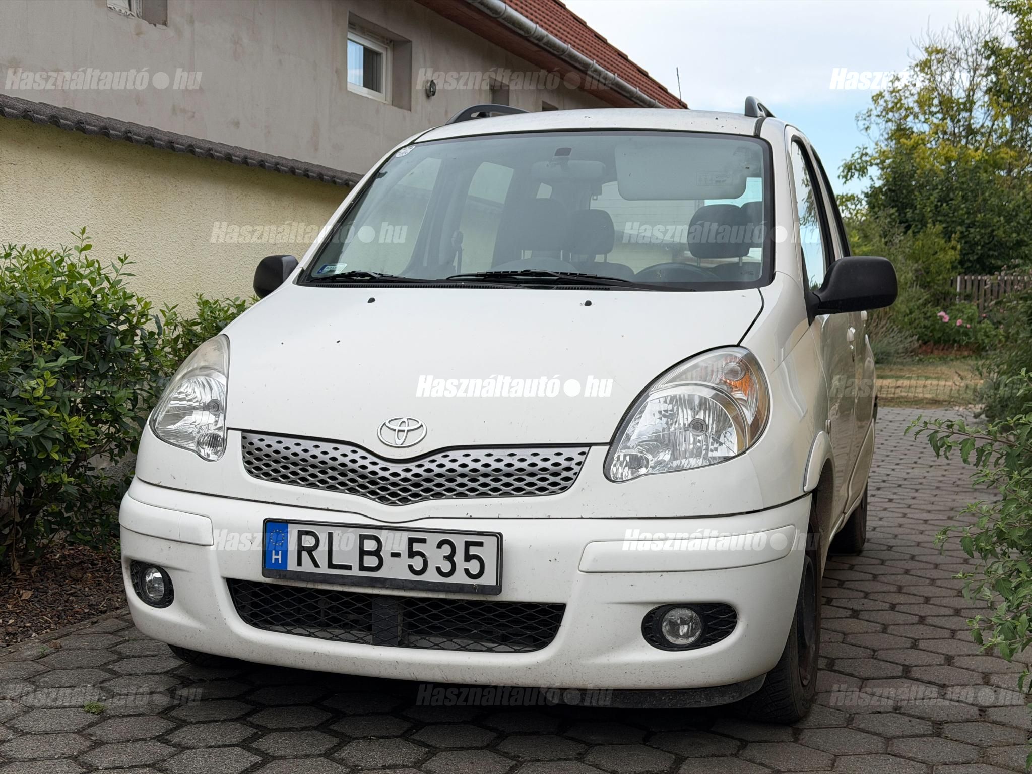 TOYOTA YARIS VERSO 2003/10 - 1
