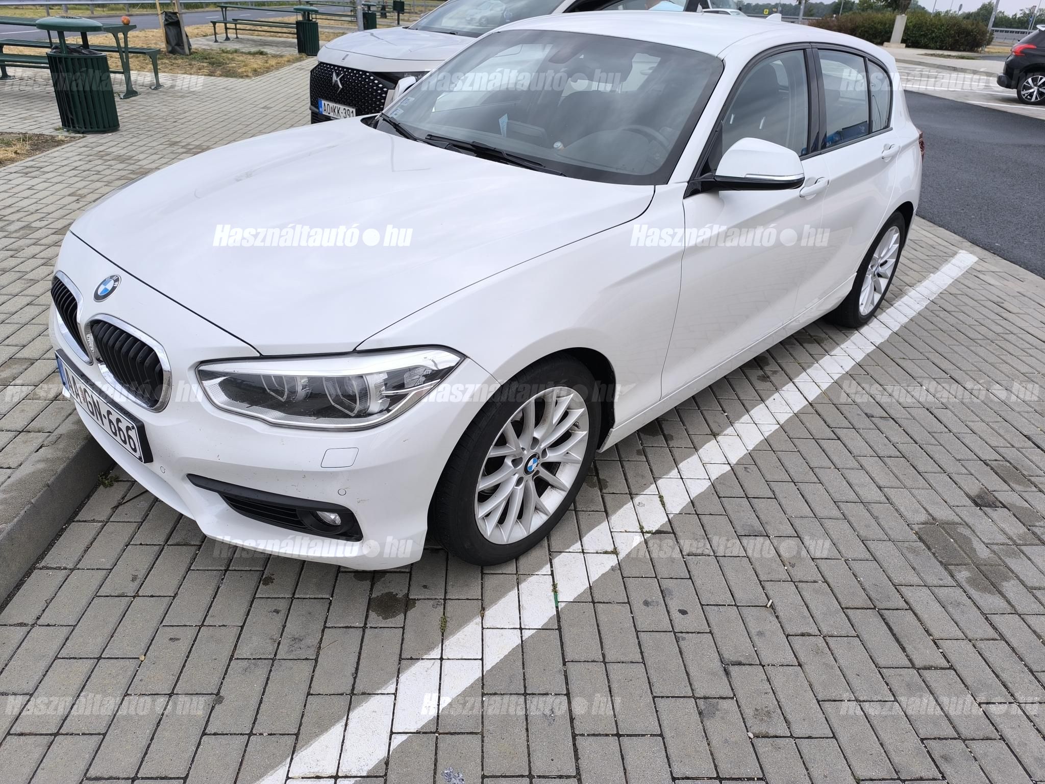 BMW 116 2017/10 - 1