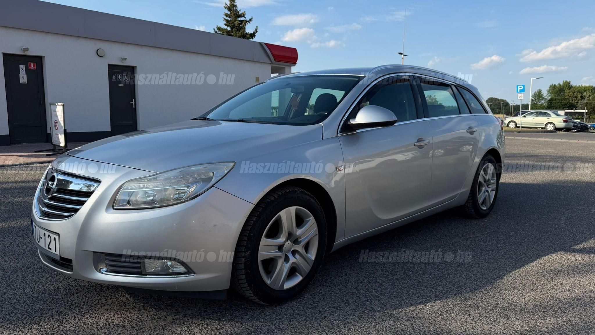 OPEL INSIGNIA 2009/10 - 1