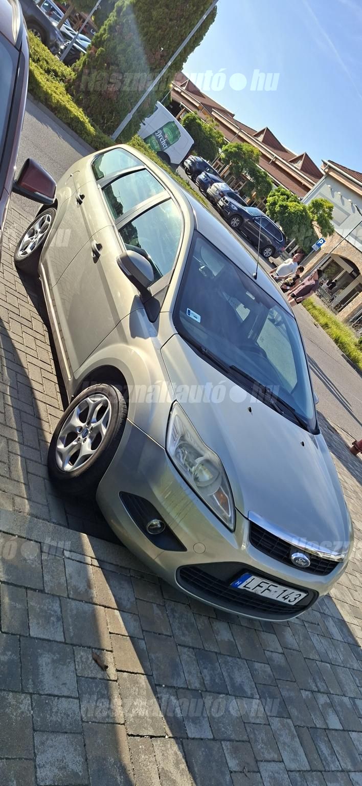 FORD FOCUS 2008/6 - 1