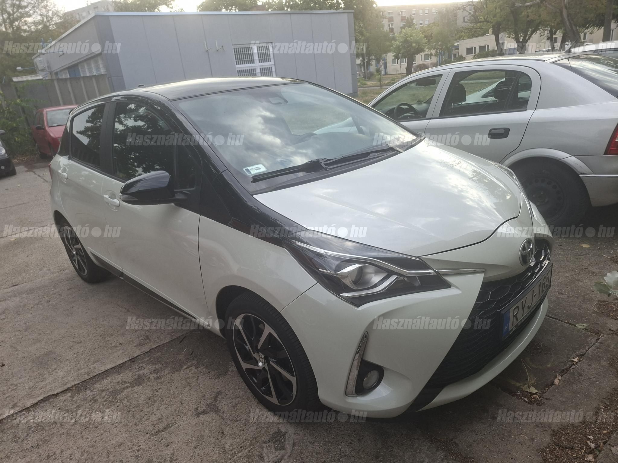 TOYOTA YARIS 2020/3 - 1