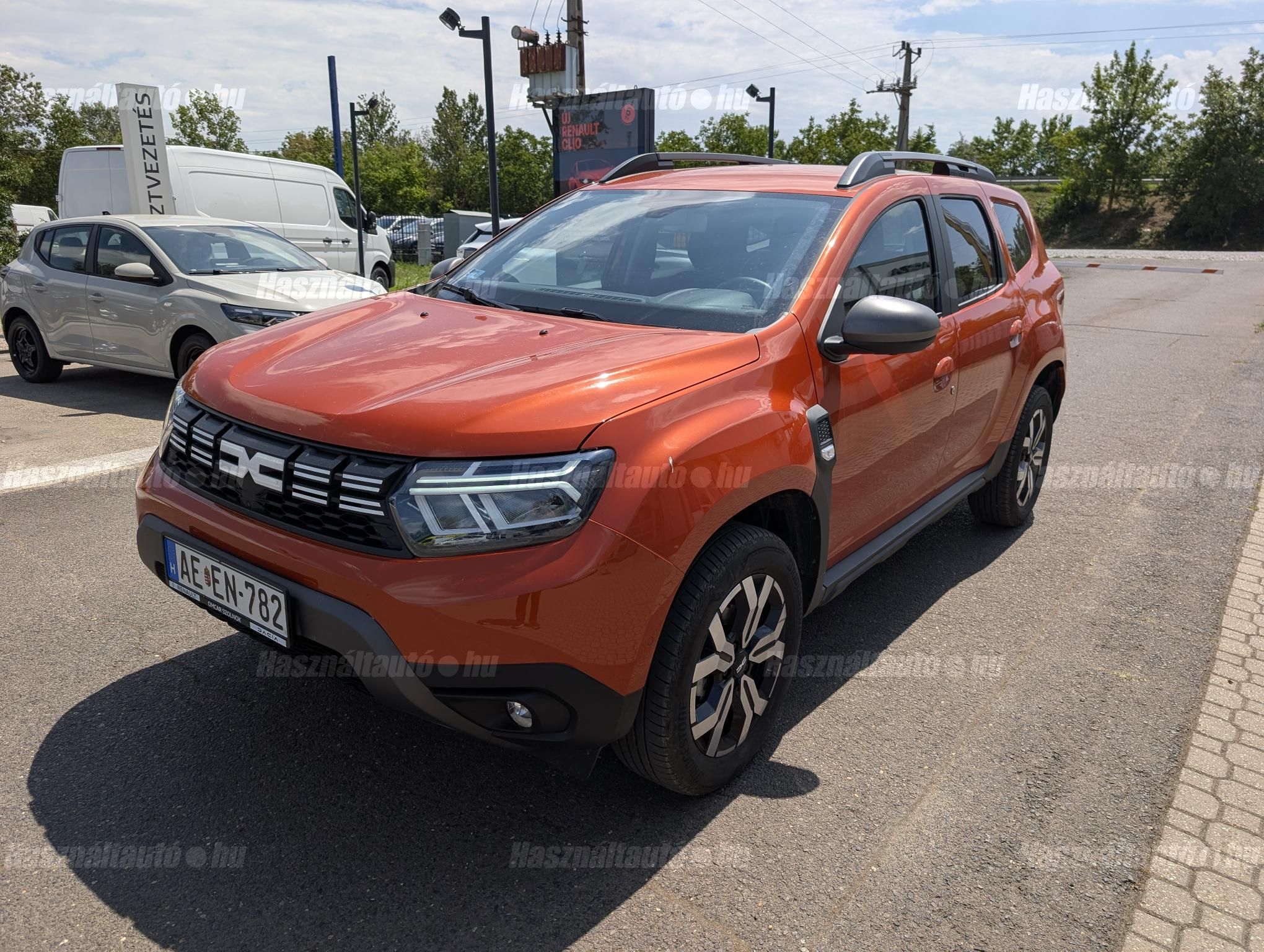 DACIA DUSTER 2023/8 - 1
