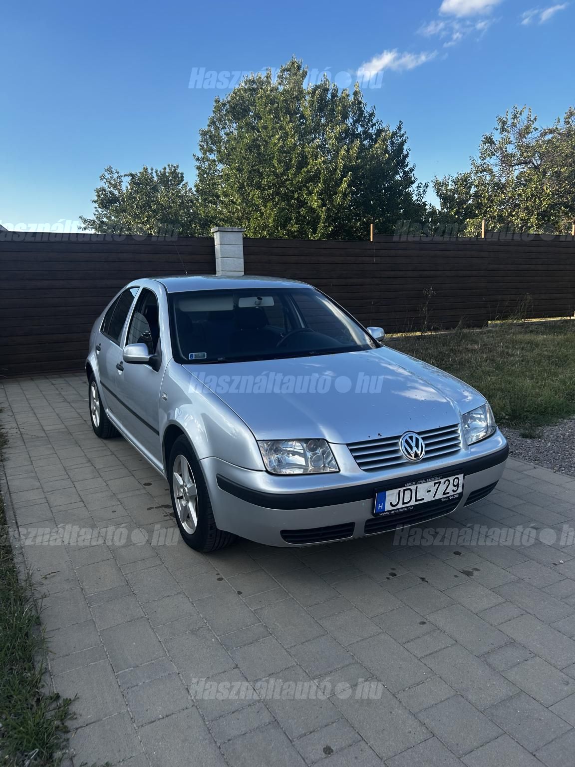 VOLKSWAGEN BORA 2004/5 - 1