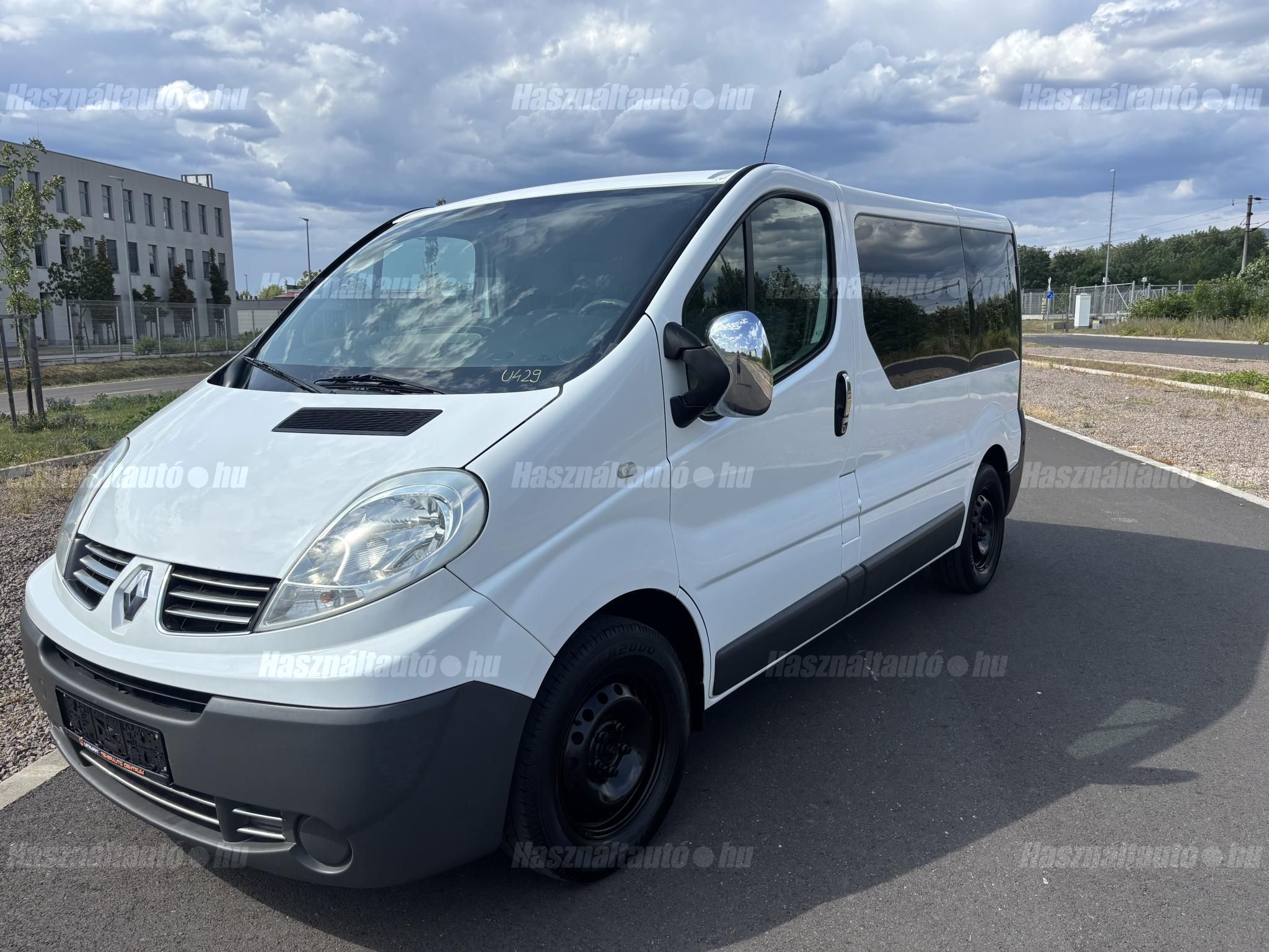 RENAULT TRAFIC 2009/7 - 1