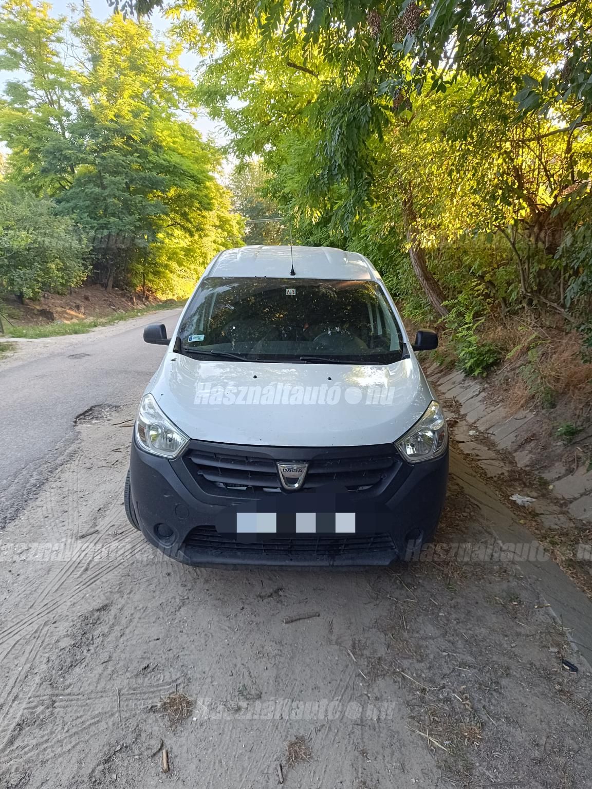 DACIA DOKKER 2015 - 1