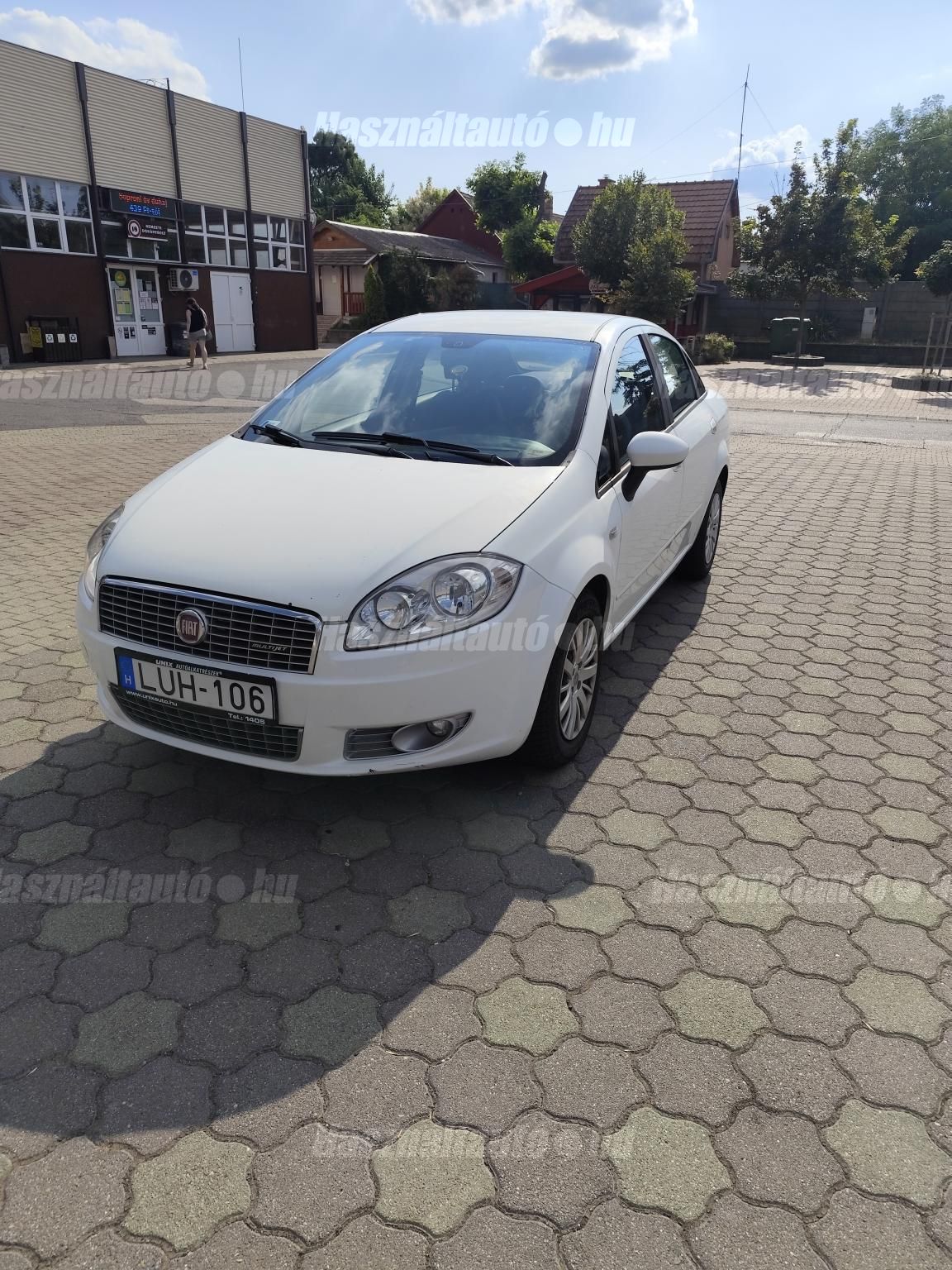 FIAT LINEA 2010/11 - 1