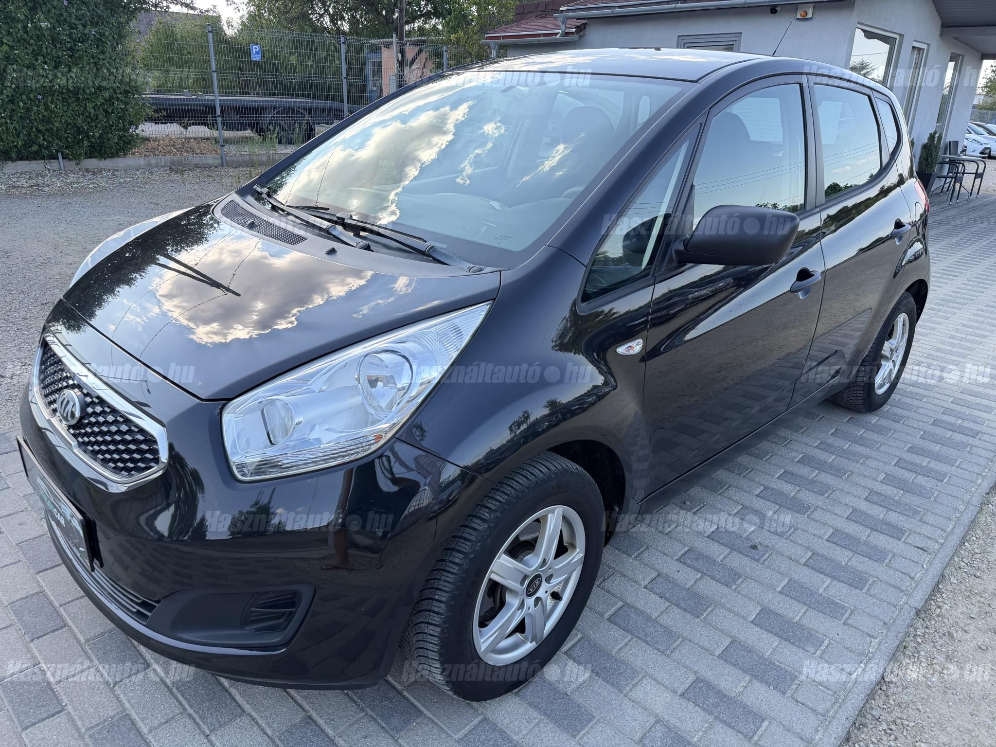 KIA VENGA 2014/7 - 1