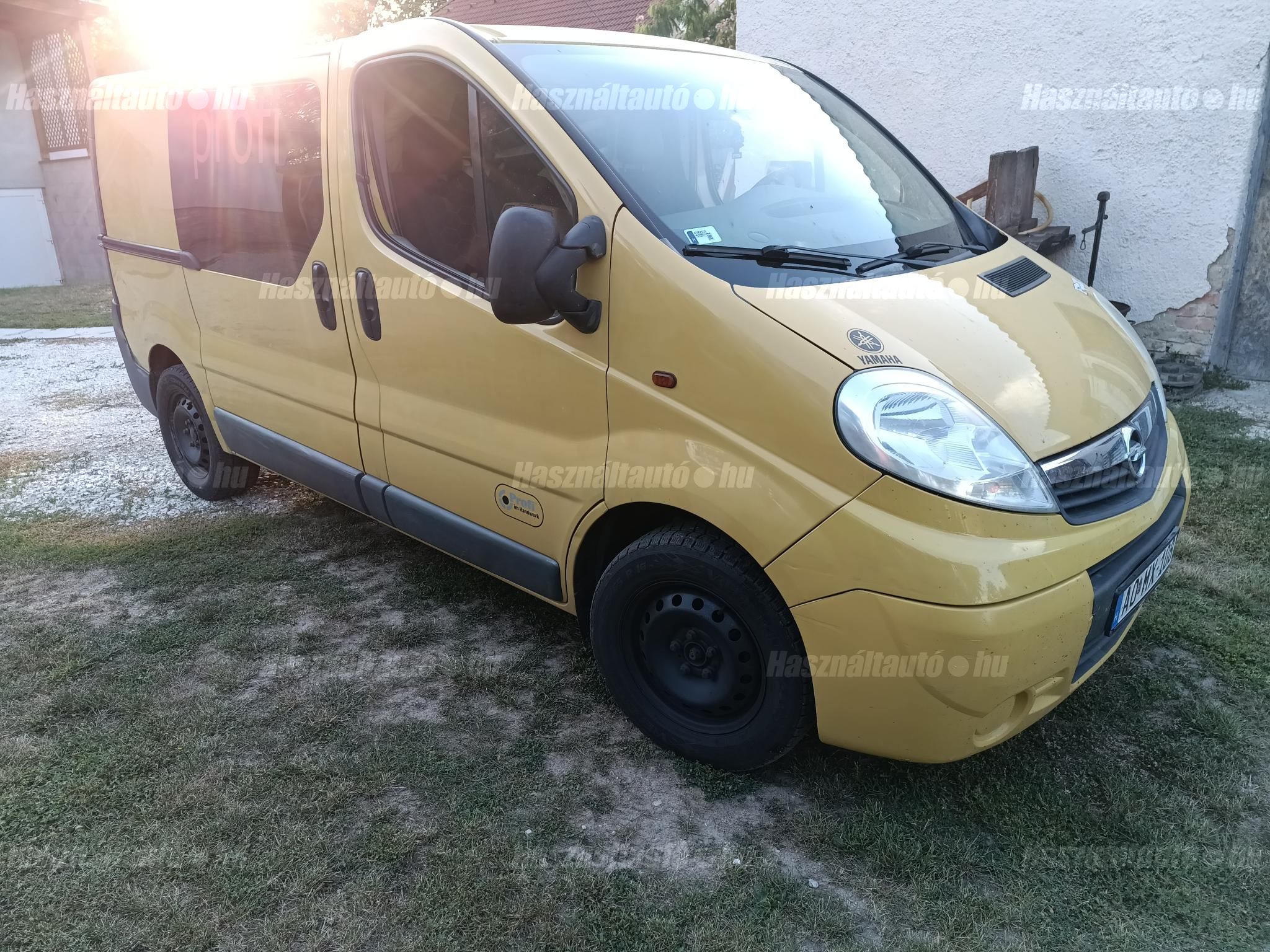 OPEL VIVARO 2012/6 - 1