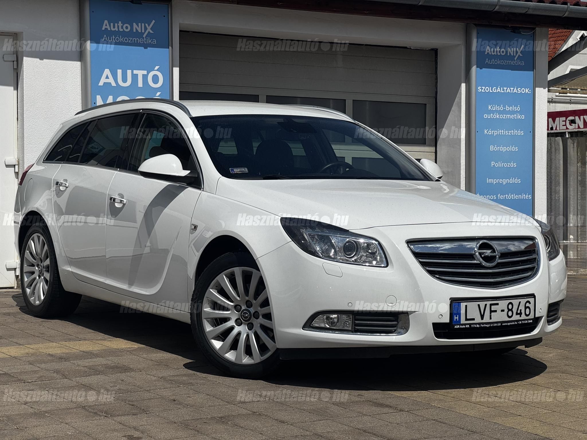 OPEL INSIGNIA 2011/1 - 1